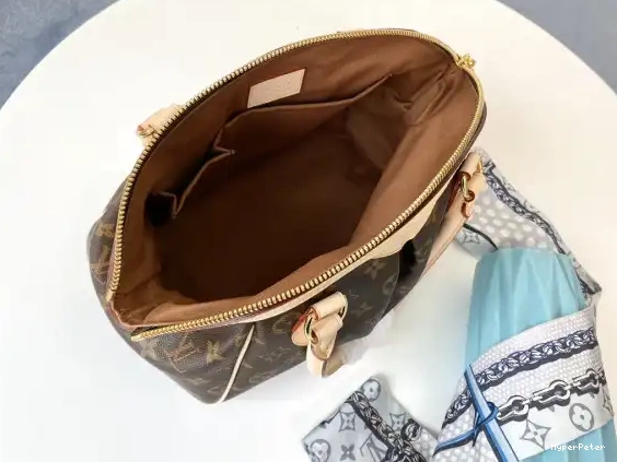 VUITTON TIVOLI LOUIS 0526